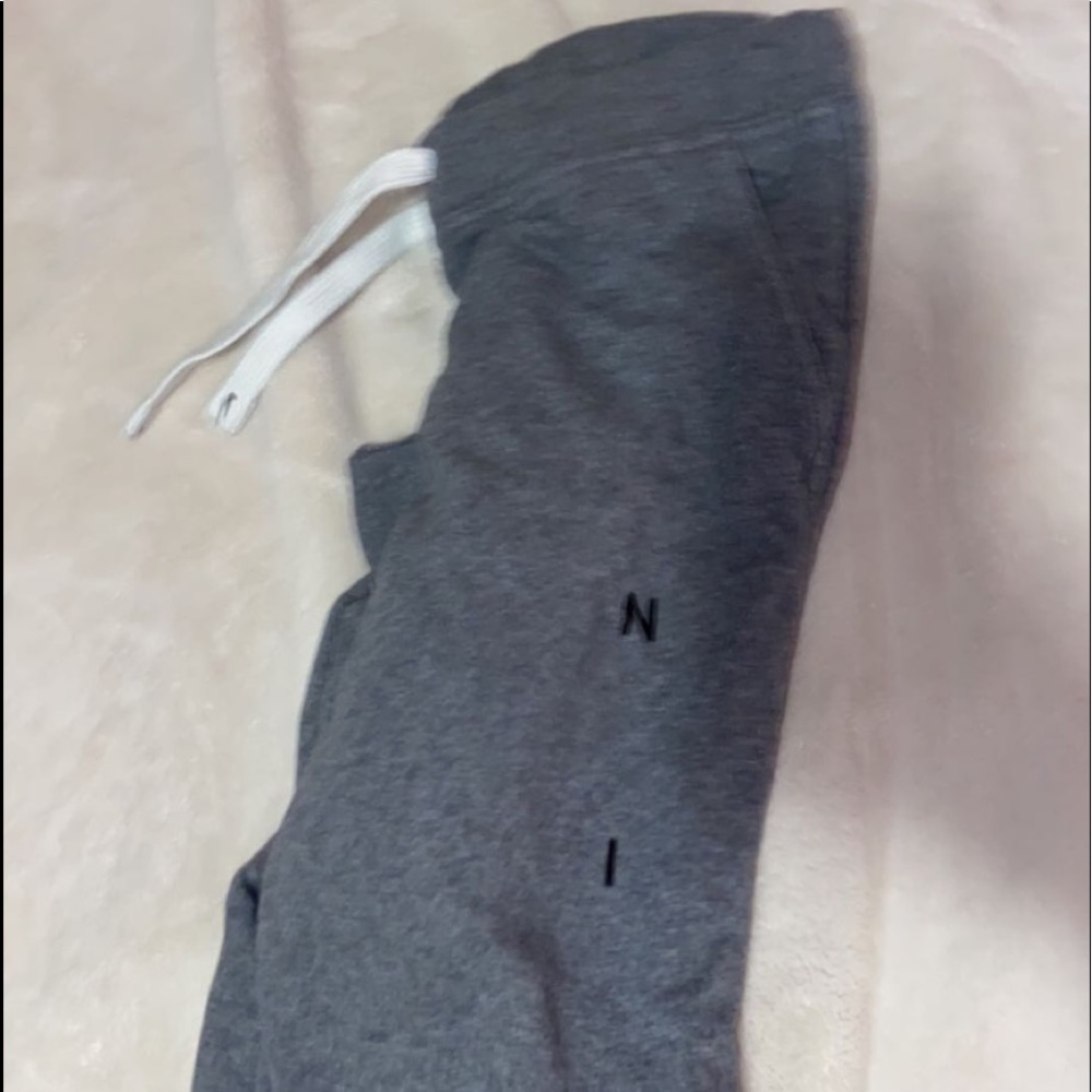 GREY NIKE JOGGERS!